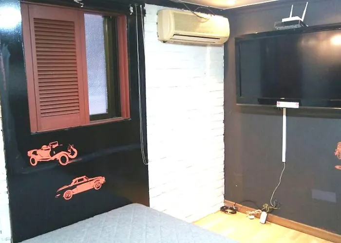 Hostal Oppa Sinchon-hongdae *