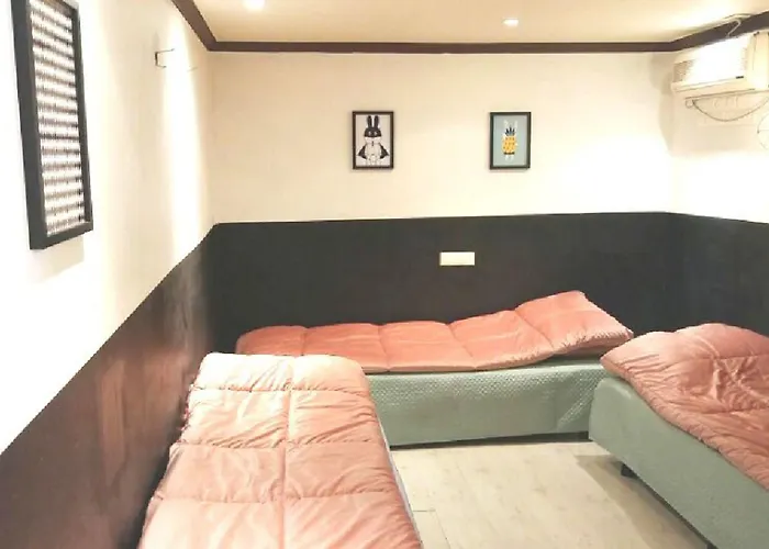 Oppa Sinchon-hongdae Hostal Seúl