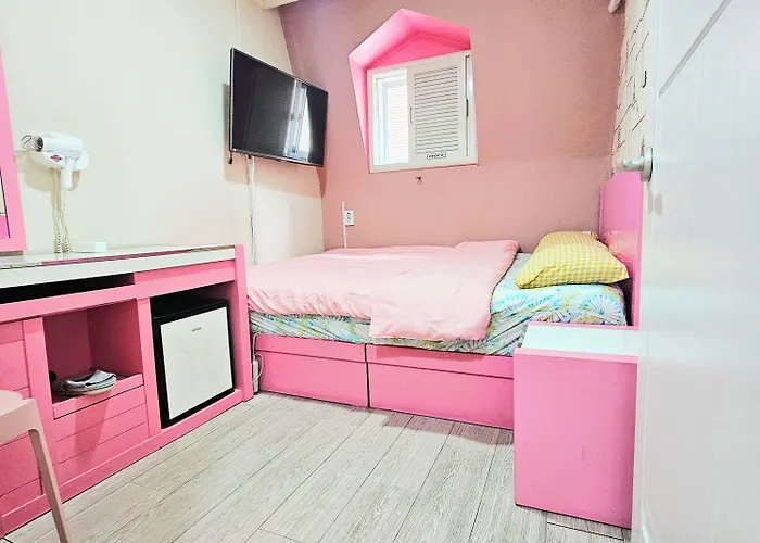 Hostel Oppa Sinchon-hongdae