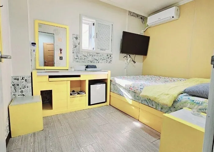 Hostel Oppa Sinchon-hongdae Seoel